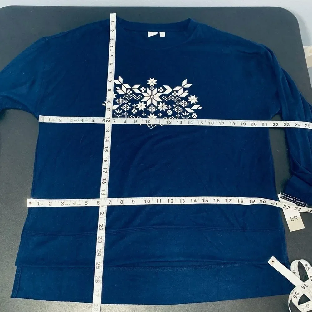 NWT BP from Nordstrom Cozy Lounge Top M navy Snowflake - Picture 11 of 15